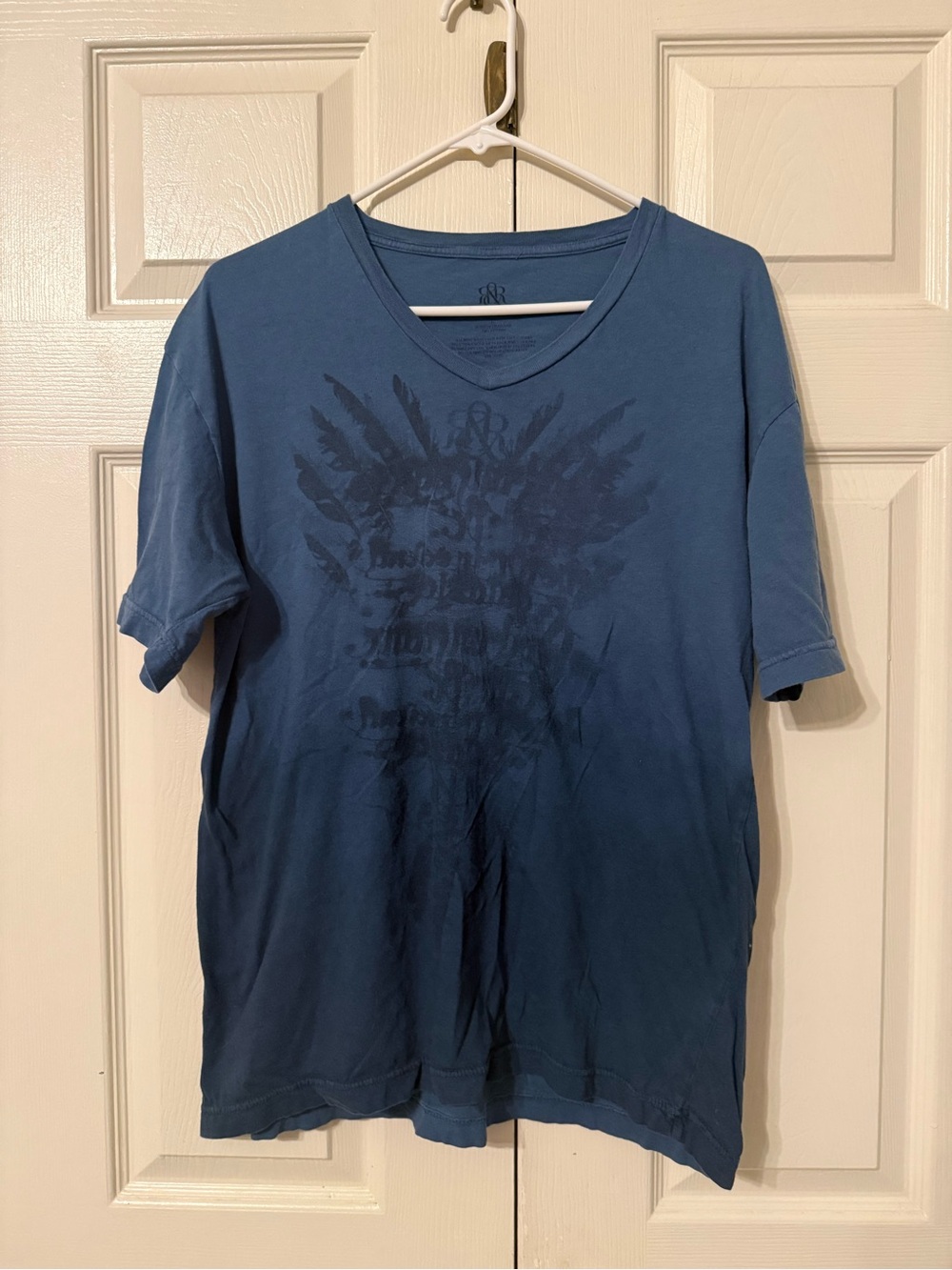 Rock & Republic Slate Blue V-Neck Graphic Tee